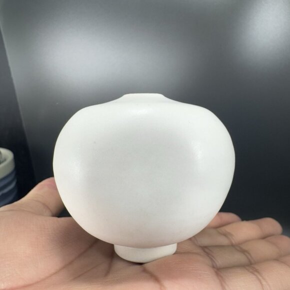 Hand Made White Stoneware Pottery Bud Vase Round Bottom Artist Signed Miniature - Picture 11 of 12